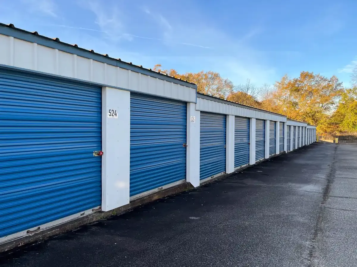 Drive lane KO Storage of Columbus, GA